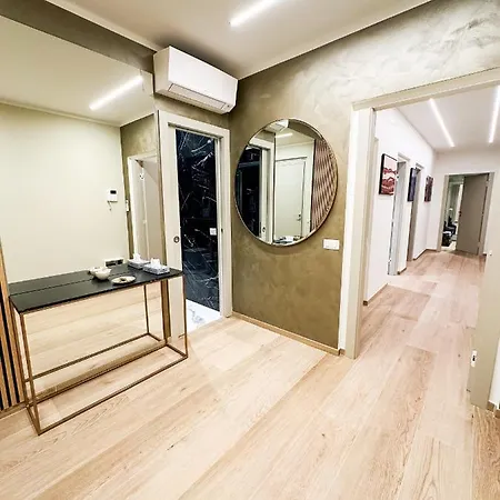 Duomo Luxury Suites 住宿加早餐酒店 *